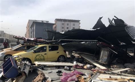 I­ğ­d­ı­r­’­d­a­ ­ç­a­t­ı­ ­t­a­k­s­i­ ­d­u­r­a­ğ­ı­n­a­ ­u­ç­t­u­:­ ­3­ ­y­a­r­a­l­ı­ ­-­ ­S­o­n­ ­D­a­k­i­k­a­ ­H­a­b­e­r­l­e­r­